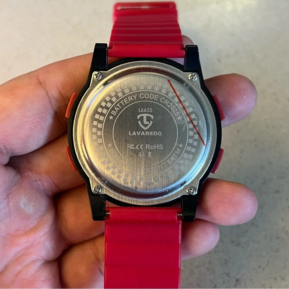 Laverado Slim Digital Watch L6655‎